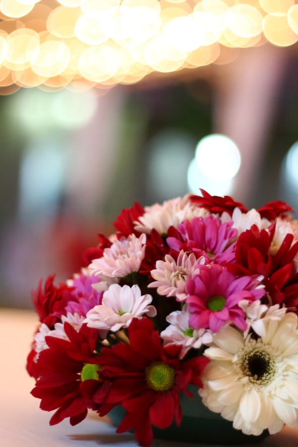 Floral table arrangement #rosheyfotografie